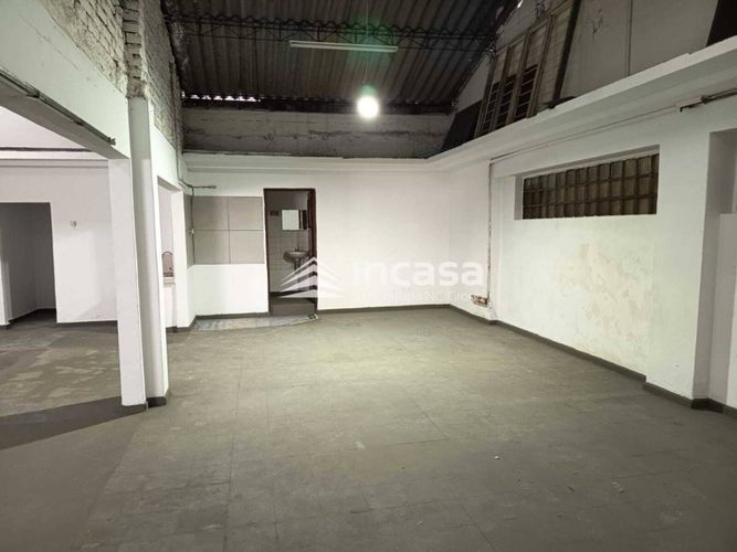 Bodega en venta en El Piloto, Cali, 300 m² · foto 8 de 10