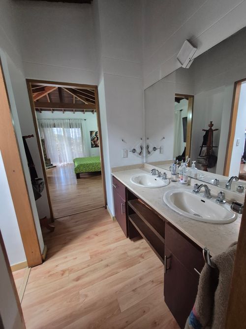 Casa de 3 alcobas en venta en Escobero, Envigado, 425 m² · foto 24 de 24