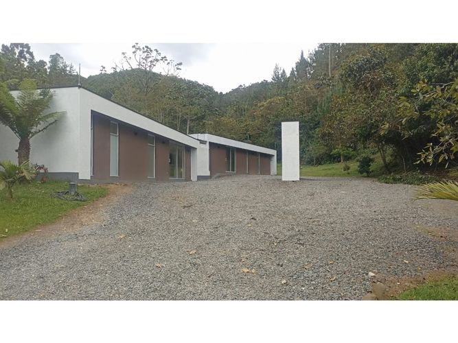 Finca en arriendo en Los Salados, El Retiro, 220 m² · foto 4 de 20