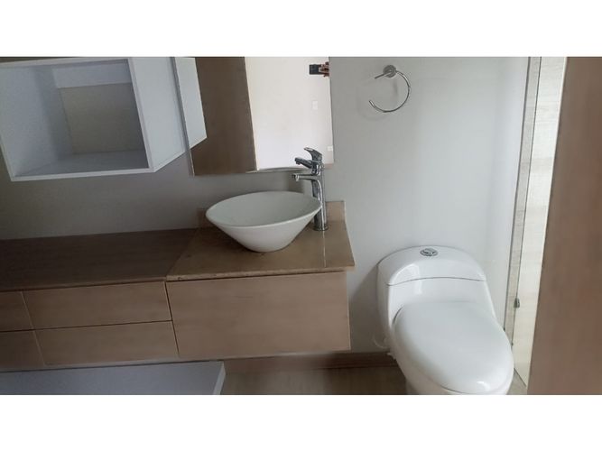 Finca en arriendo en Los Salados, El Retiro, 220 m² · foto 13 de 20