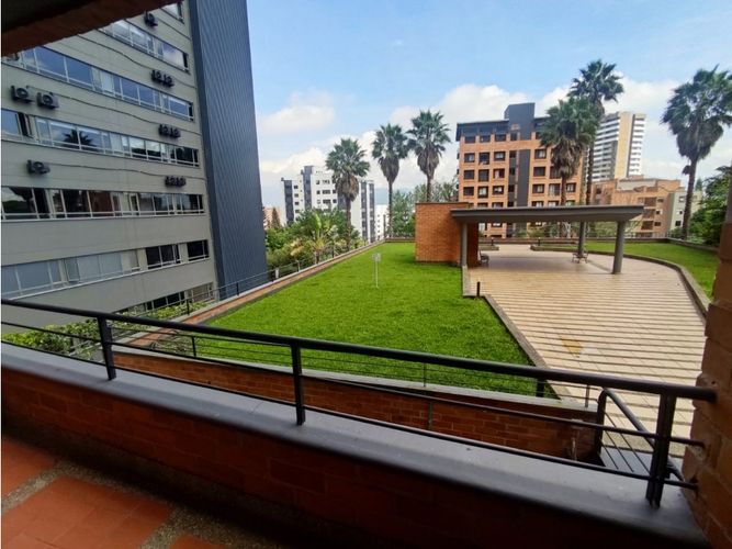 Apartaestudio en arriendo en Transversal Superior, Medellín, 70 m² · foto 3 de 24