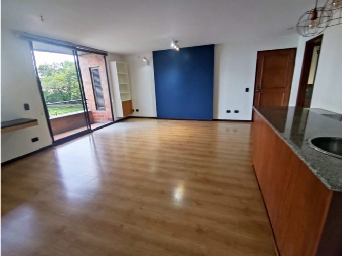 Apartaestudio en arriendo en Transversal Superior, Medellín, 70 m² · foto 4 de 24