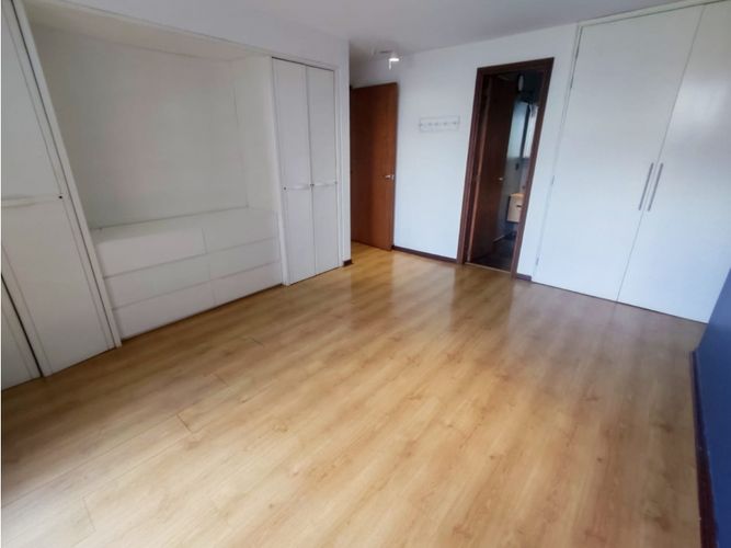 Apartaestudio en arriendo en Transversal Superior, Medellín, 70 m² · foto 11 de 24