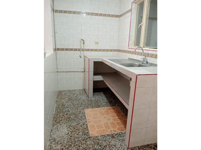 Casa de 8 alcobas en venta en Porvenir, Madrid, 96 m² · foto 4 de 24