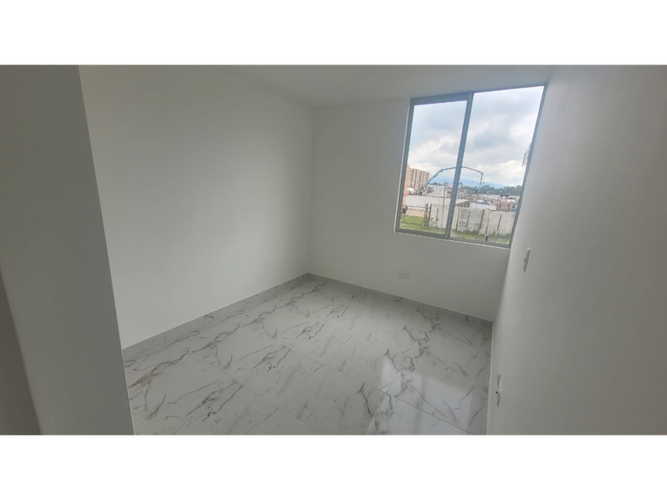 Apartamento en venta en Praderas De Mosquera, Mosquera · foto 6 de 24