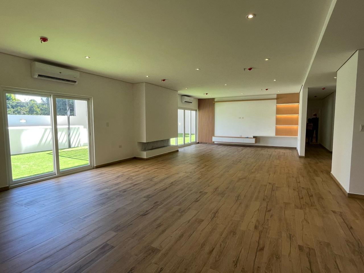 Departamento en alquiler en Villa Morra, Asunción — foto 2
