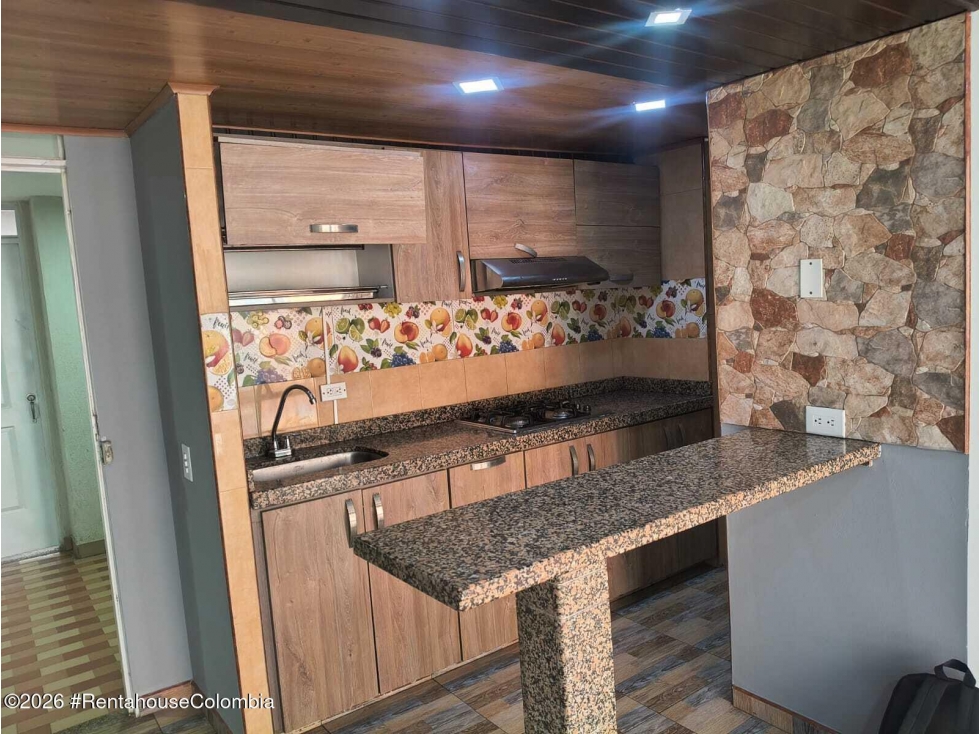 Apartamento en venta en La Prosperidad, Madrid 2