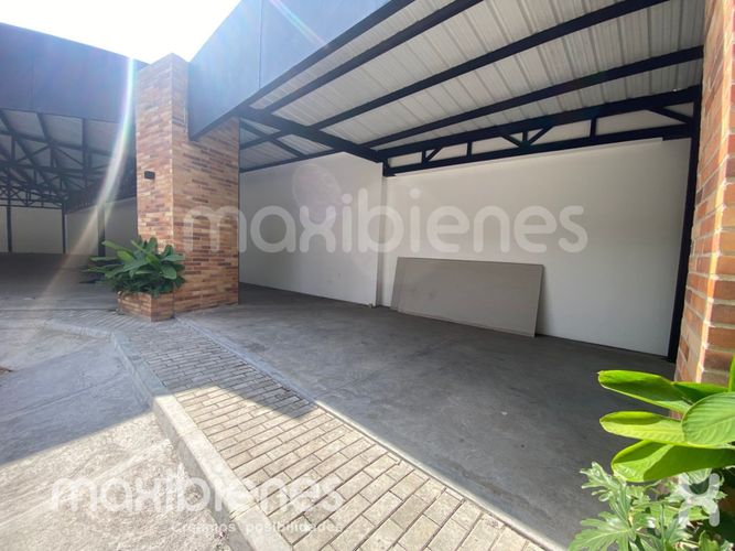 Local en arriendo en Portachuelo, Copacabana, 40 m² · foto 4 de 7