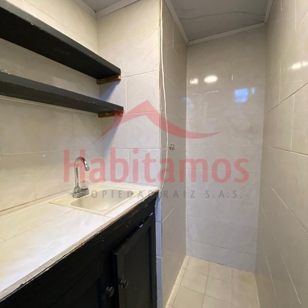 Oficina en venta en San joaquin, Medellín 5