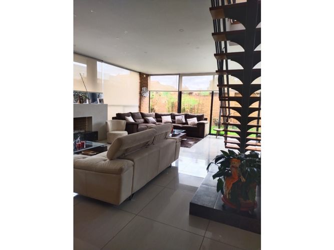 Casa de 4 alcobas en venta en Bojaca, Chía, 229 m² · foto 6 de 24