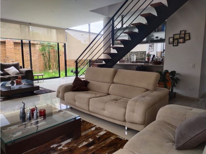 Casa de 4 alcobas en venta en Bojaca, Chía, 229 m² · foto 9 de 24