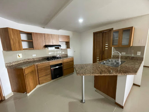 Apartamento en Arriendo en Las Lomitas, Sabaneta