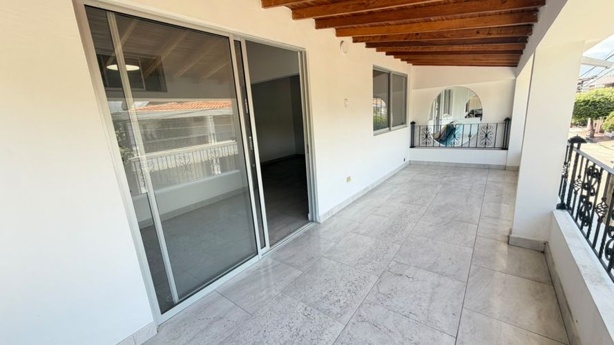 Casa de 3 alcobas en venta en San Rafael, Los Patios, 206 m² · foto 4 de 14