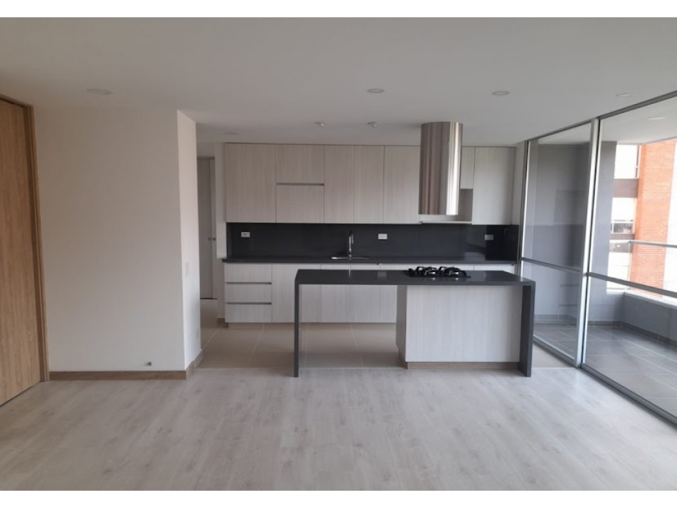 Apartamento en venta en Suramérica, Itagüí · foto 3 de 20
