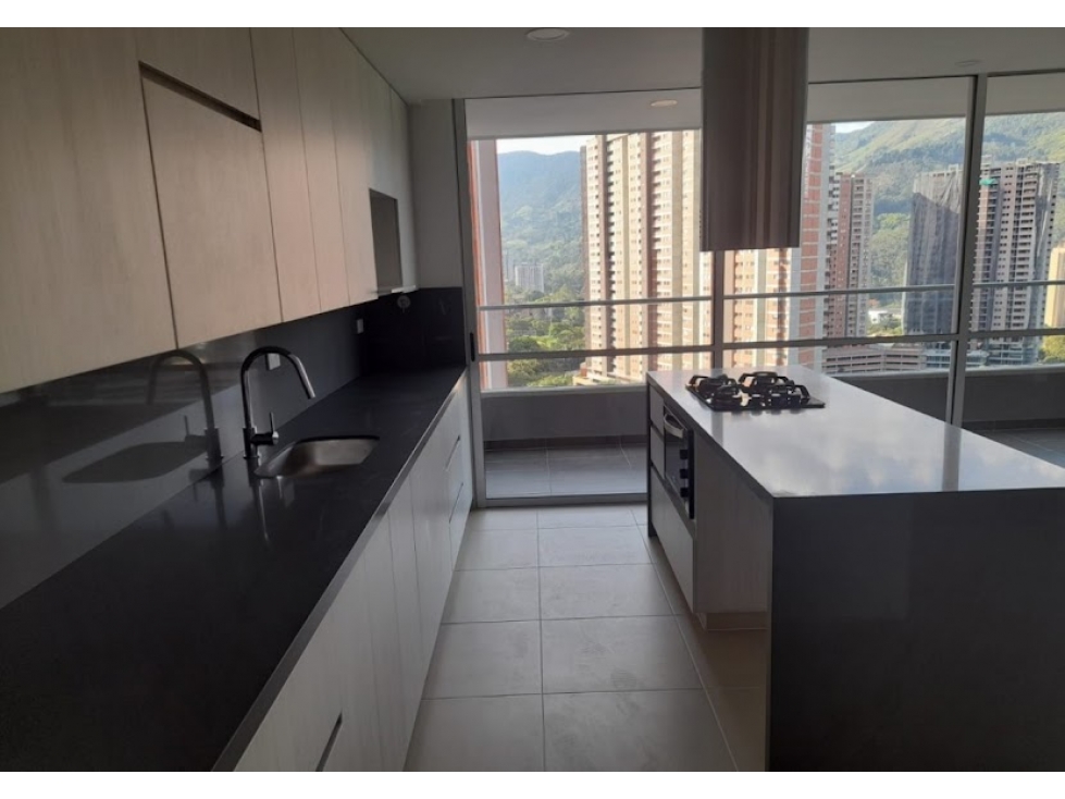 Apartamento en venta en Suramérica, Itagüí · foto 5 de 20