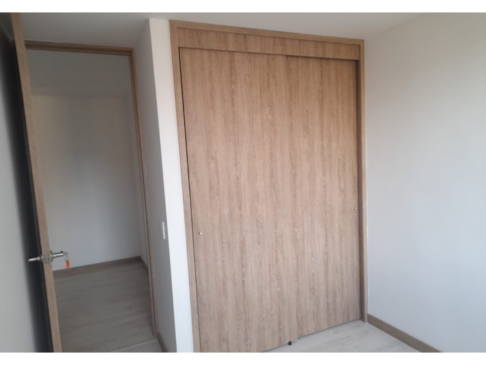 Apartamento en venta en Suramérica, Itagüí · foto 9 de 20