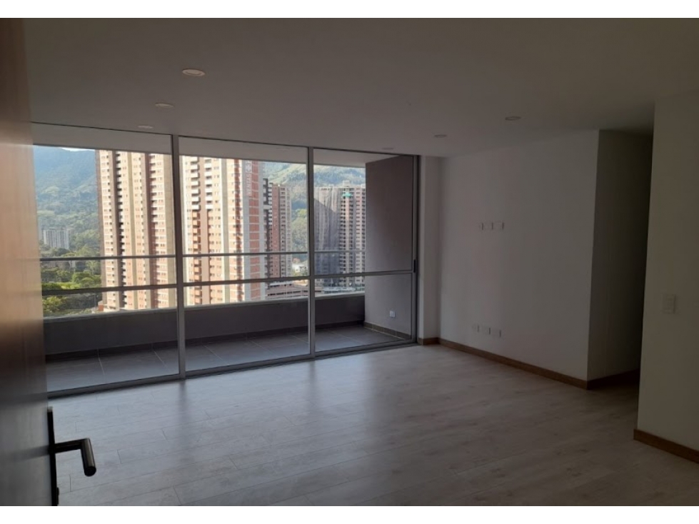 Apartamento en venta en Suramérica, Itagüí · foto 19 de 20