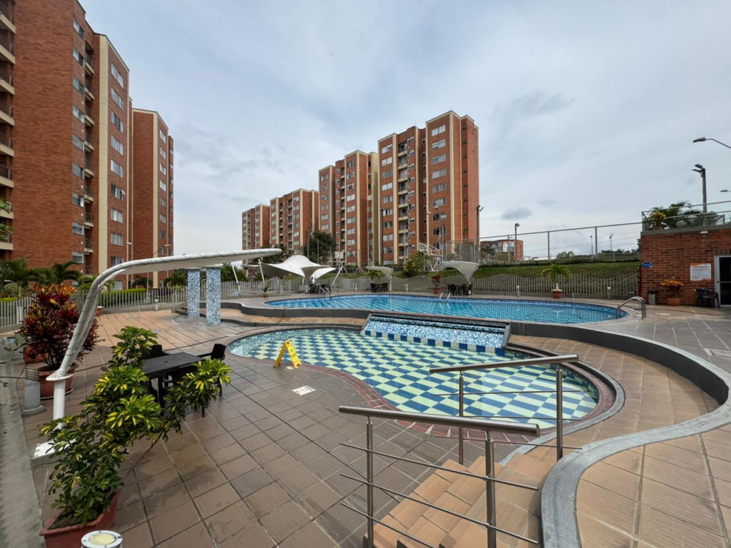 Apartamento en venta en El nogal club residencial, Pereira 2