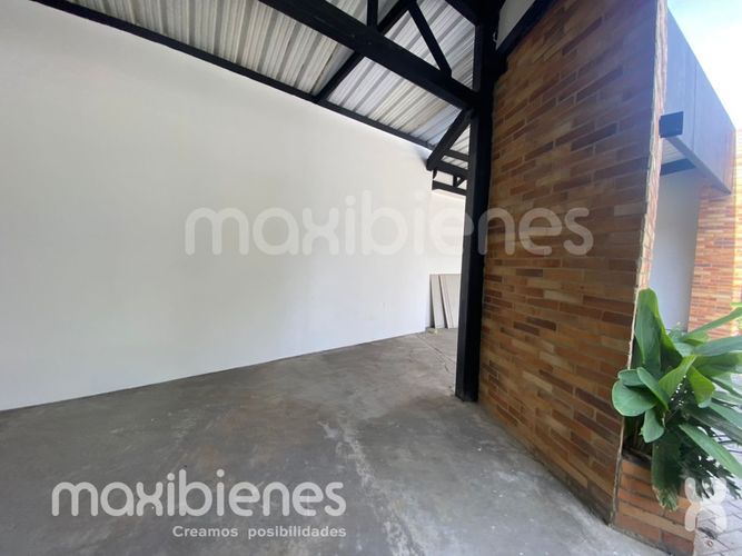 Local en arriendo en Portachuelo, Copacabana, 40 m² · foto 2 de 4