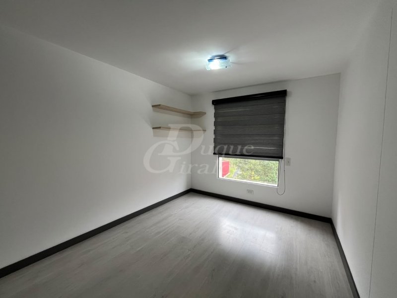 Apartamento en arriendo en Loma De Las Brujas, Envigado · foto 10 de 13