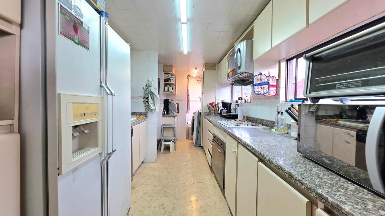 Apartamento en venta en El Virrey, Bogotá · foto 11 de 24