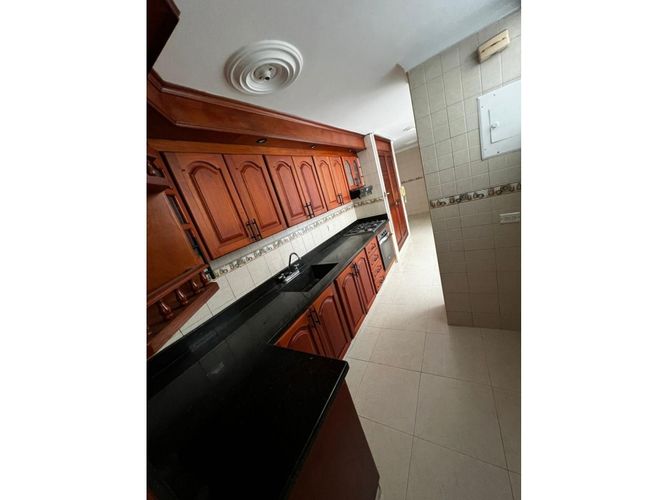 Casa de 5 alcobas en venta en Laureles, Medellín, 297 m² · foto 21 de 24