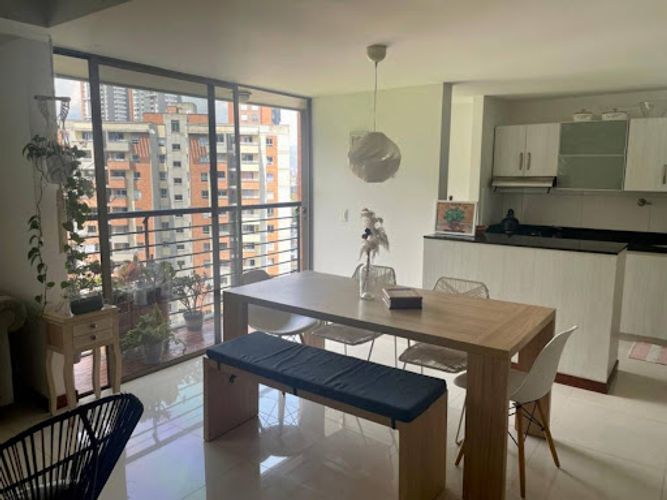 Apartamento de 2 alcobas en arriendo en Perpetuo Socorro, Medellín, 110 m² · foto 16 de 24