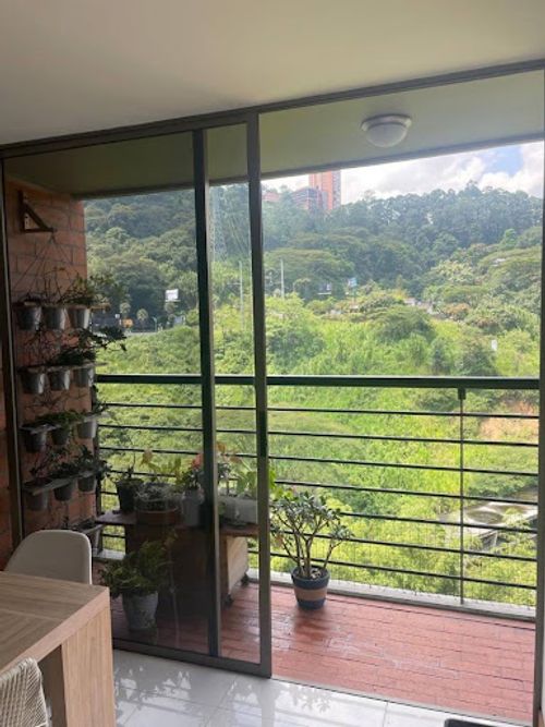 Apartamento de 2 alcobas en arriendo en Perpetuo Socorro, Medellín, 110 m² · foto 24 de 24