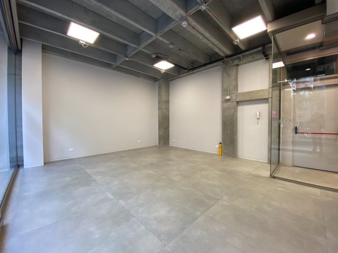Local en arriendo en El Poblado, Medellín, 162 m² · foto 11 de 13