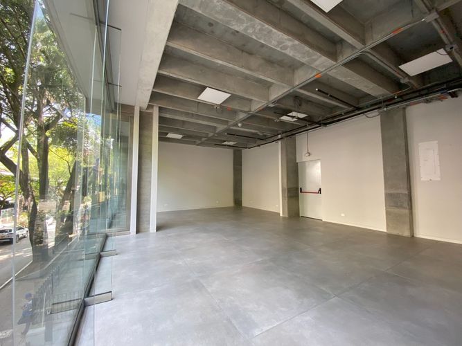 Local en arriendo en El Poblado, Medellín, 162 m² · foto 5 de 13