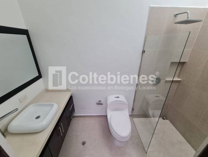 Casa de 3 alcobas en arriendo en El Tesoro, Medellín, 330 m² · foto 20 de 20