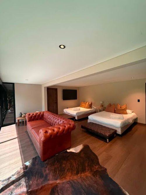 Casa de 4 alcobas en venta en El Zango, Guarne, 614 m² · foto 11 de 24