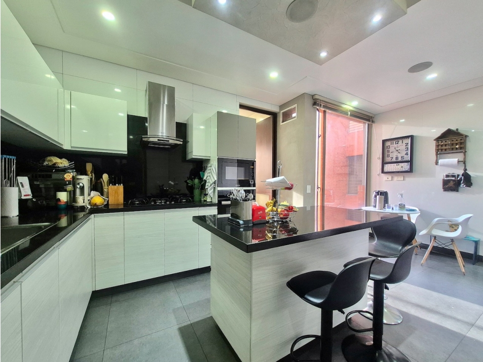 Apartamento en venta en Ciudad Salitre, Bogotá · foto 9 de 24