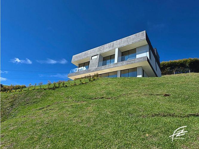 Casa de 4 alcobas en venta en Alto La Compa�Ia, Rionegro, 320 m² · foto 6 de 24