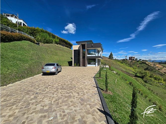 Casa de 4 alcobas en venta en Alto La Compa�Ia, Rionegro, 320 m² · foto 7 de 24
