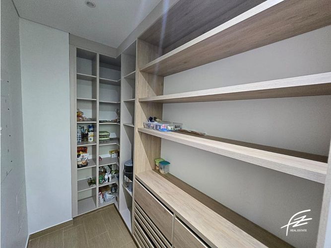 Casa de 4 alcobas en venta en Alto La Compa�Ia, Rionegro, 320 m² · foto 10 de 24