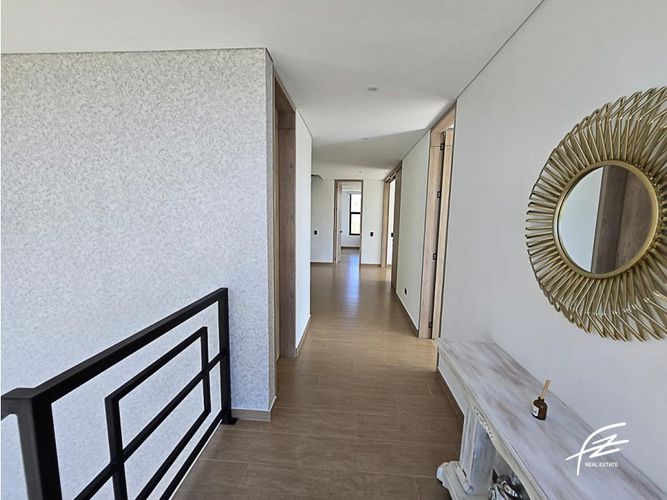 Casa de 4 alcobas en venta en Alto La Compa�Ia, Rionegro, 320 m² · foto 12 de 24