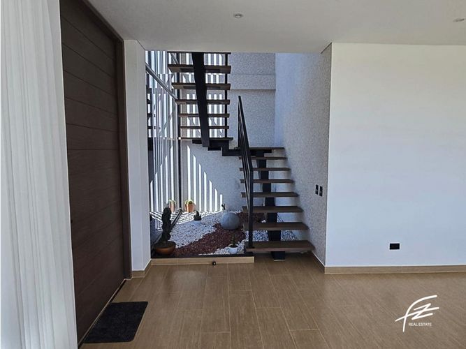 Casa de 4 alcobas en venta en Alto La Compa�Ia, Rionegro, 320 m² · foto 13 de 24