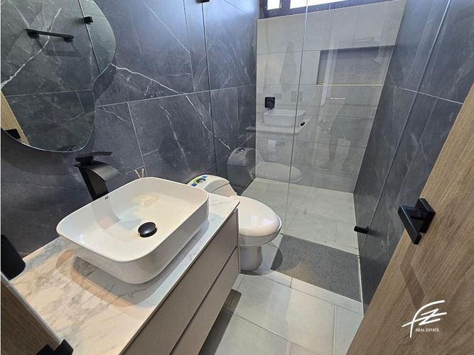 Casa de 4 alcobas en venta en Alto La Compa�Ia, Rionegro, 320 m² · foto 14 de 24