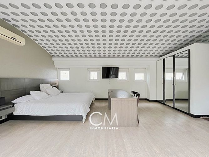 Casa de 10 alcobas en venta en Emaus, Bogotá, 880 m² · foto 10 de 16