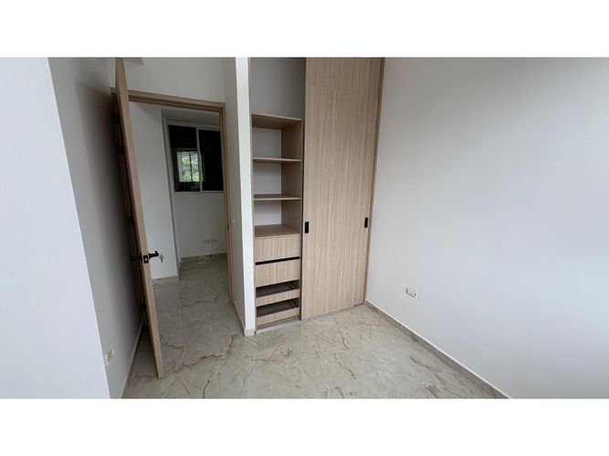 Apartamento de 3 alcobas en venta en Cr Frayle, Palmira, 74 m² · foto 7 de 24