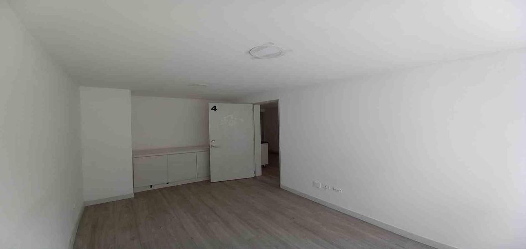 Oficina en arriendo en Guayacanes, Manizales, 17 m² · foto 9 de 12