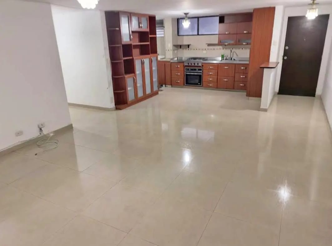 Apartamento en venta en Sector Plaza De Bolivar, Pereira · foto 3 de 10
