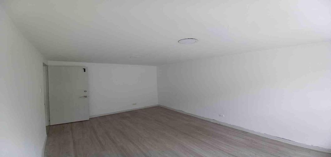 Oficina en arriendo en Guayacanes, Manizales, 19 m² · foto 5 de 10