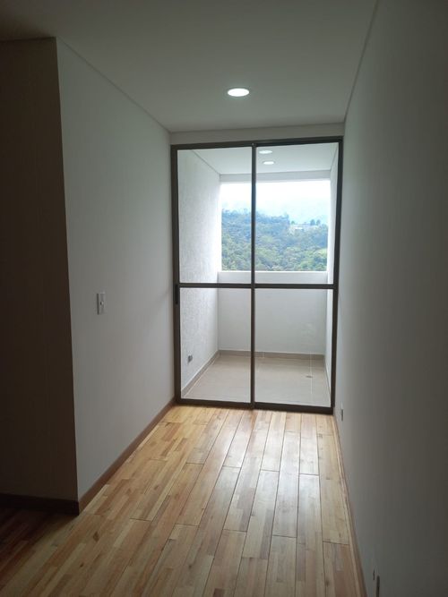 Apartamento de 3 alcobas en venta en Cañaveralejo, Sabaneta, 96 m² · foto 10 de 14