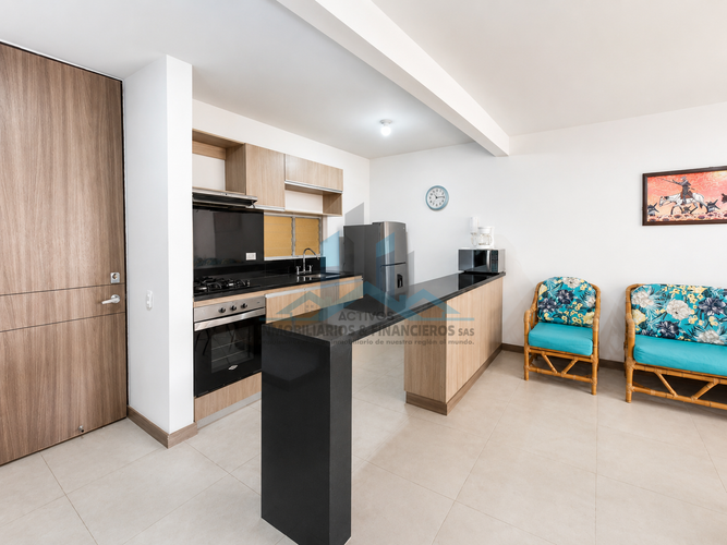 Apartamento de 3 alcobas en venta en Las Palmas, Ricaurte, 78 m² · foto 2 de 15