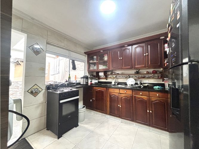 Casa en venta en Laureles, Medellín · foto 4 de 16