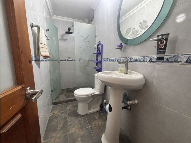 Casa en venta en Laureles, Medellín · foto 14 de 16