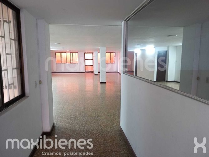 Local en arriendo en La América, Medellín, 185 m² · foto 3 de 12