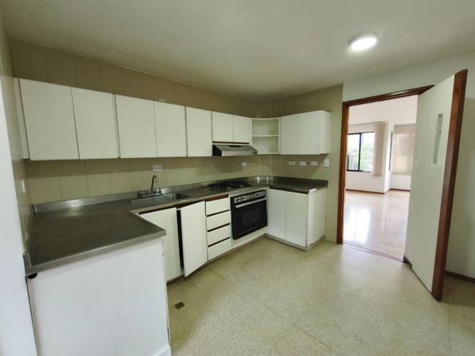 Oficina en arriendo en La Aguacatala, Medellín, 170 m² · foto 6 de 23